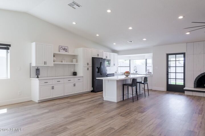 Property Photo: 2309 W Naranja Avenue AZ 85202