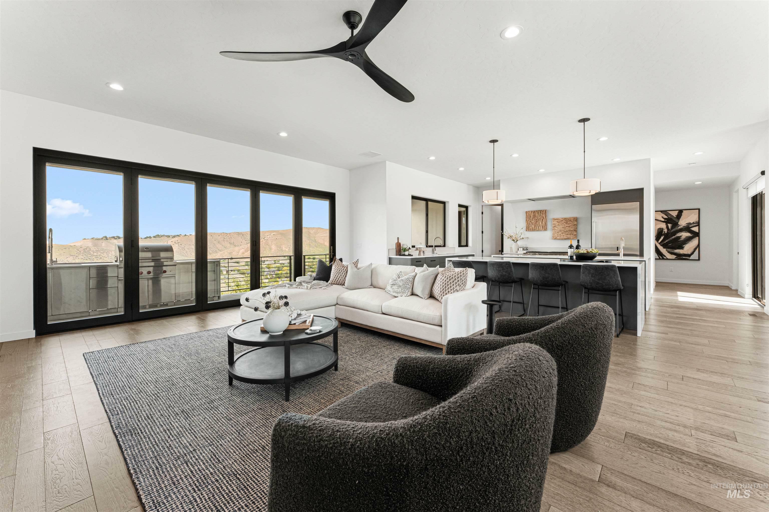 Property Photo: 4135 N Hawkeye Pl ID 83703