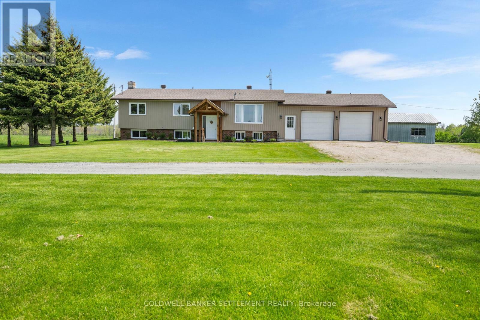 Property Photo: 269 Sunset Drive ON K7H 3C7