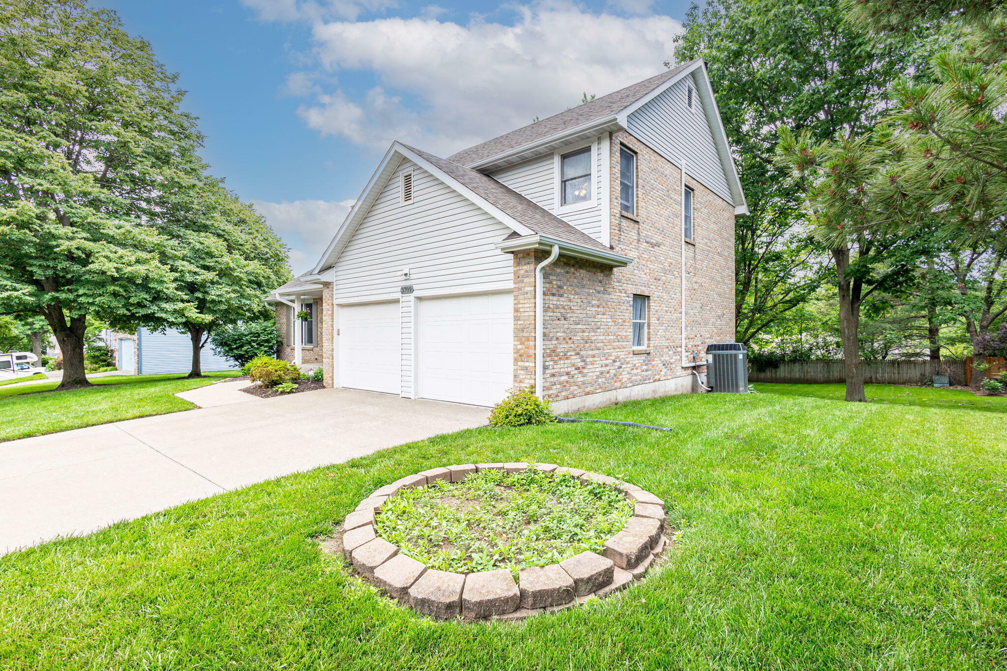 Property Photo: 3709 Chatham Dr MO 65203