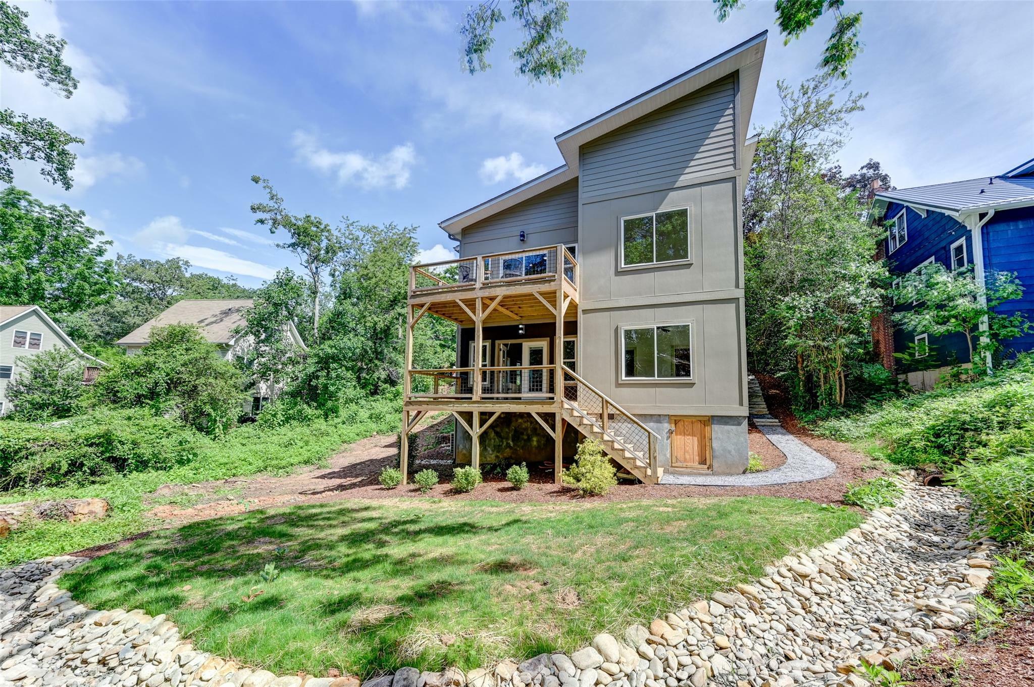 Property Photo:  30 Sand Hill Road  NC 28806 