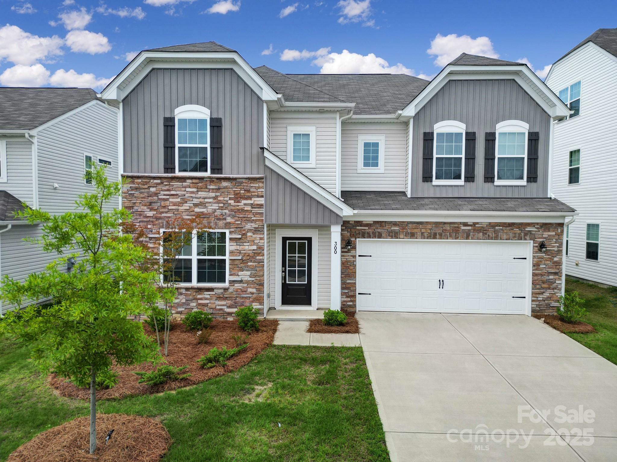 Property Photo: 300 Kennerly Center Drive NC 28115