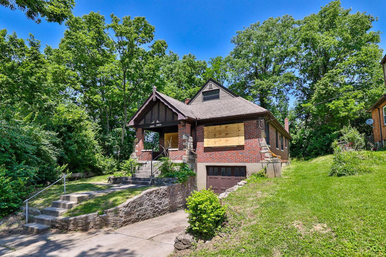 Property Photo: 5038 W High Street OH 45238