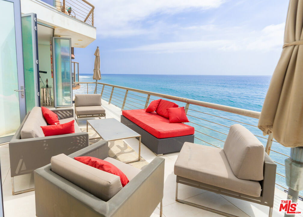 Property Photo: 27102 Malibu Cove Colony Dr CA 90265