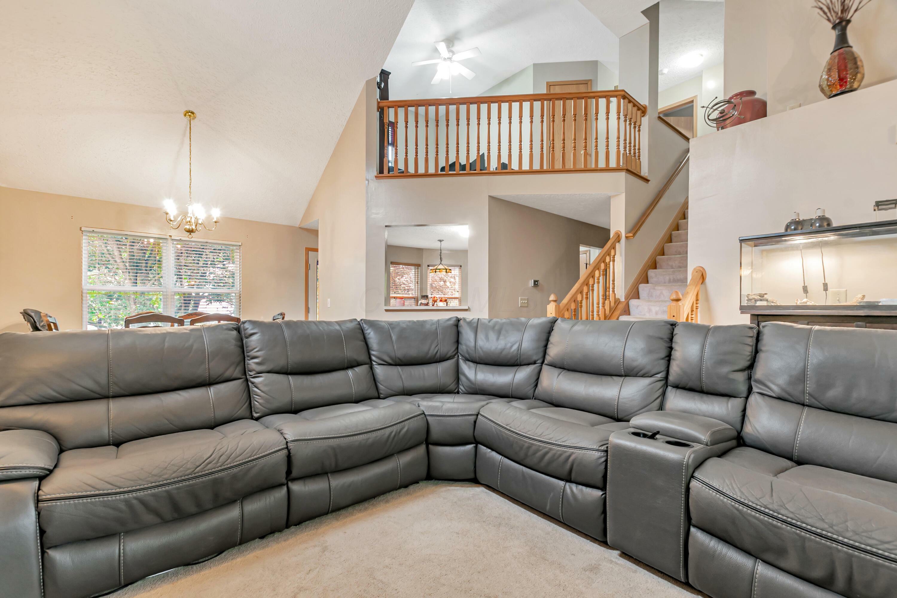 Property Photo: 3150 Berkley Pointe Drive OH 43230