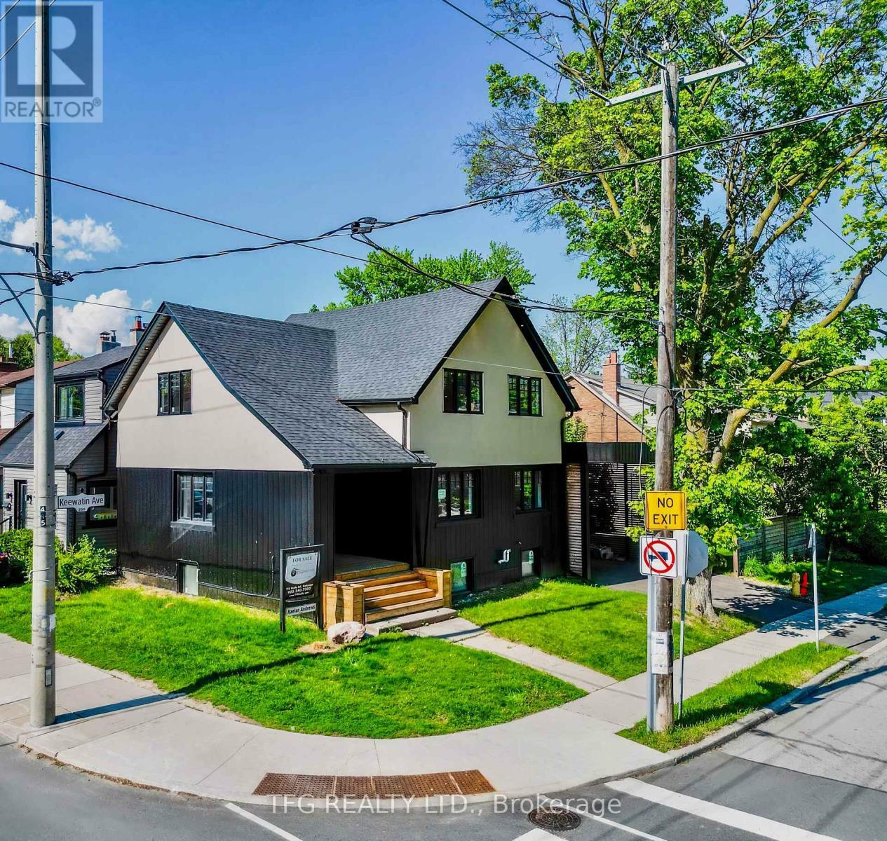 Property Photo: 997 Mount Pleasant Road ON M4P 2L9
