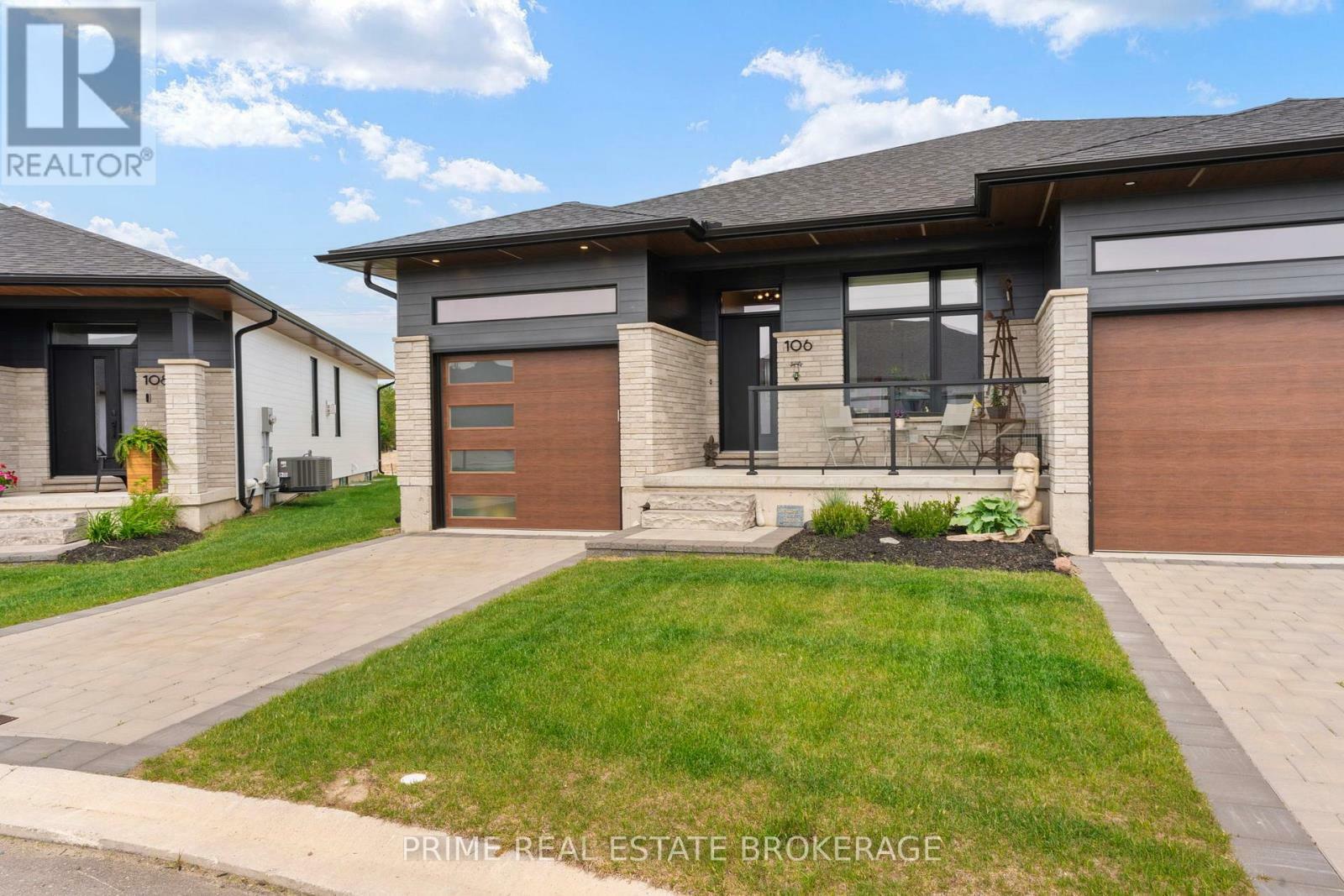 Property Photo: 106 Coastal Crescent 3 ON N0M 1T0