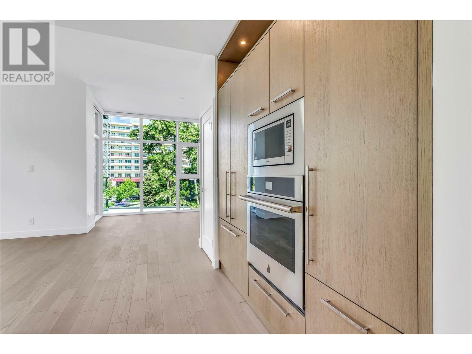 Property Photo: 3389 Lakeshore Road 316 BC V1W 0G5