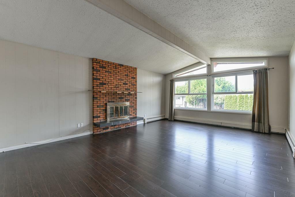 Property Photo: 31988 Oriole BC V2V 1Y6