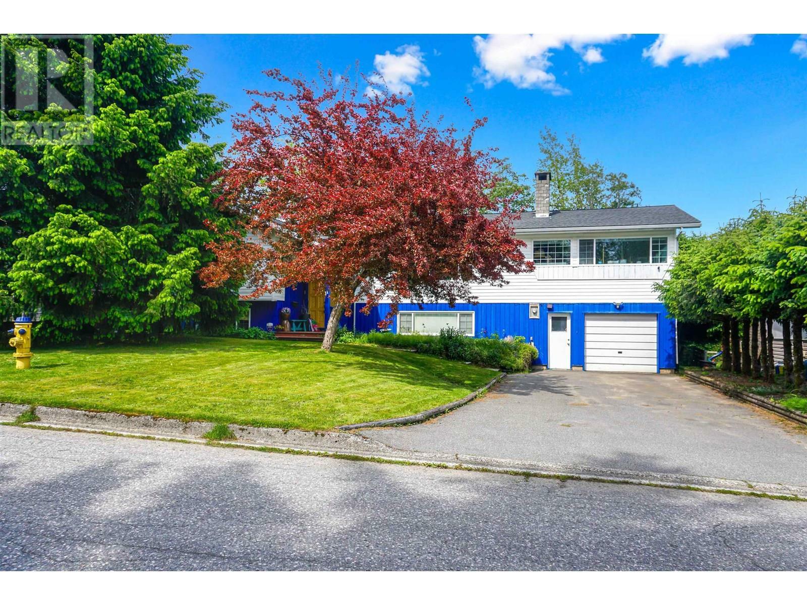Property Photo: 11 Amos Street BC V8C 1A5