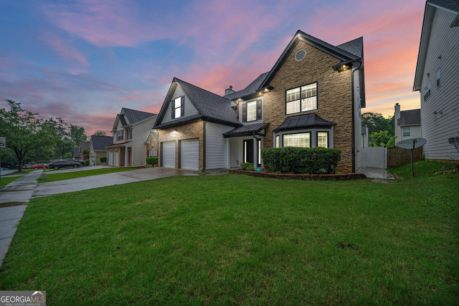 Property Photo: 773 Minor Oaks Run NW GA 30047