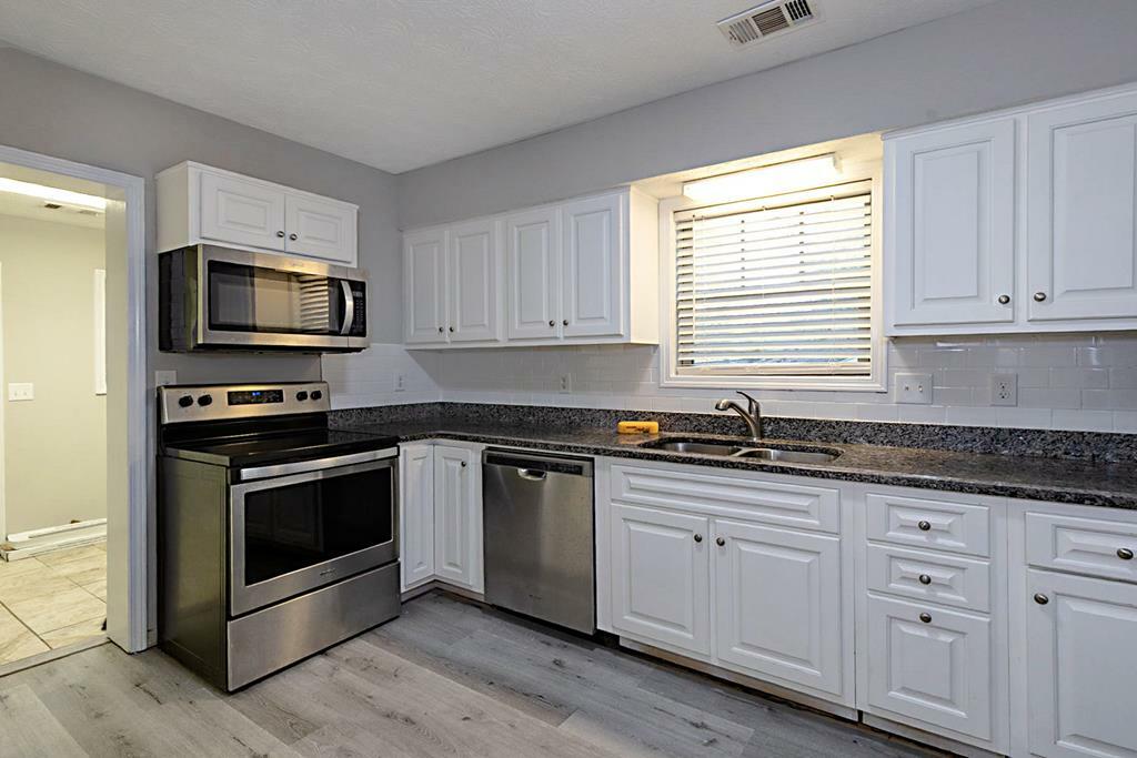 Property Photo: 4109 Sherwood Avenue GA 31904