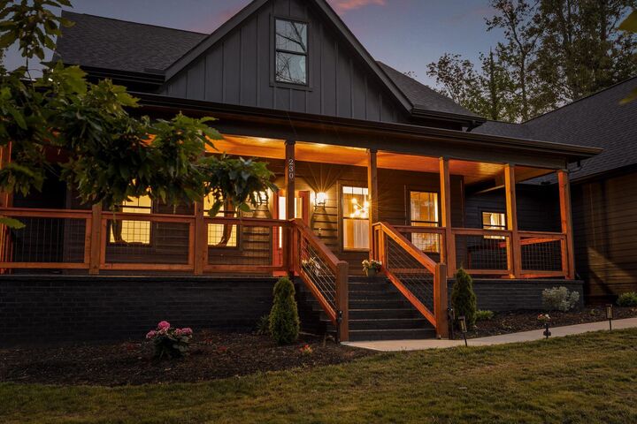 Property Photo:  230 Clubhouse Drive  TN 37347 