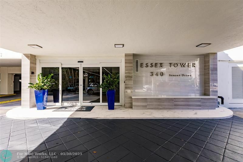 Property Photo: 340 Sunset Dr 608 FL 33301