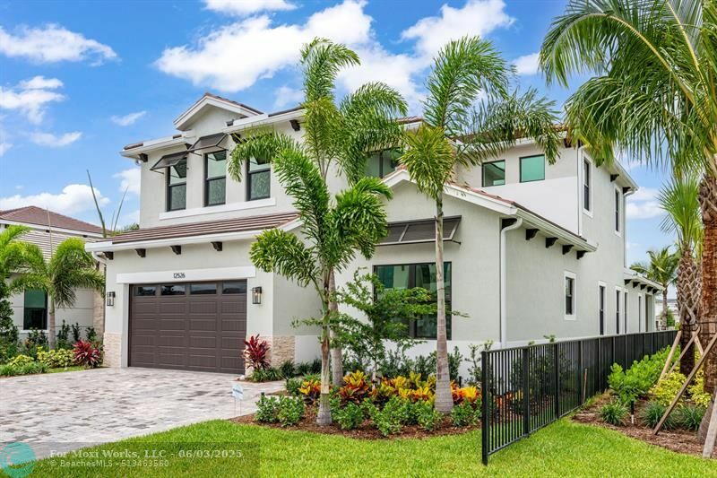 Property Photo: 12526 Solana Bay Cir FL 33412