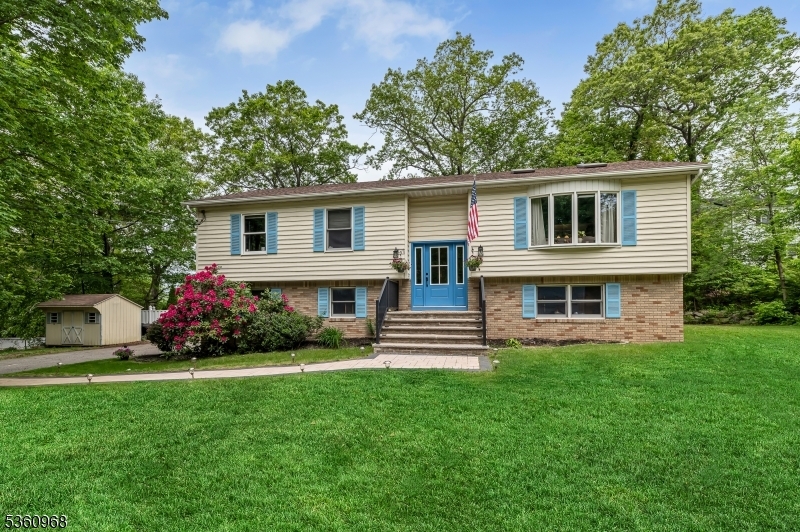 Property Photo:  147 Papscoe Rd  NJ 07421 