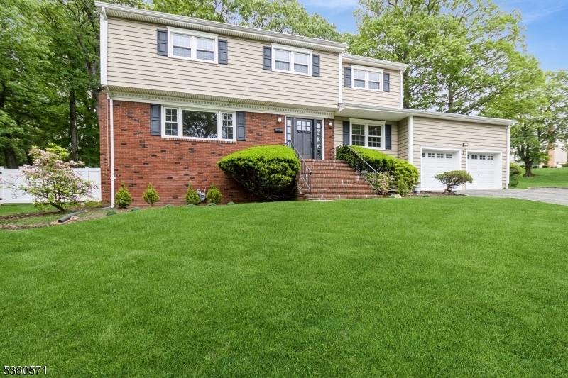 Property Photo: 2 Chaucer Ct NJ 07039