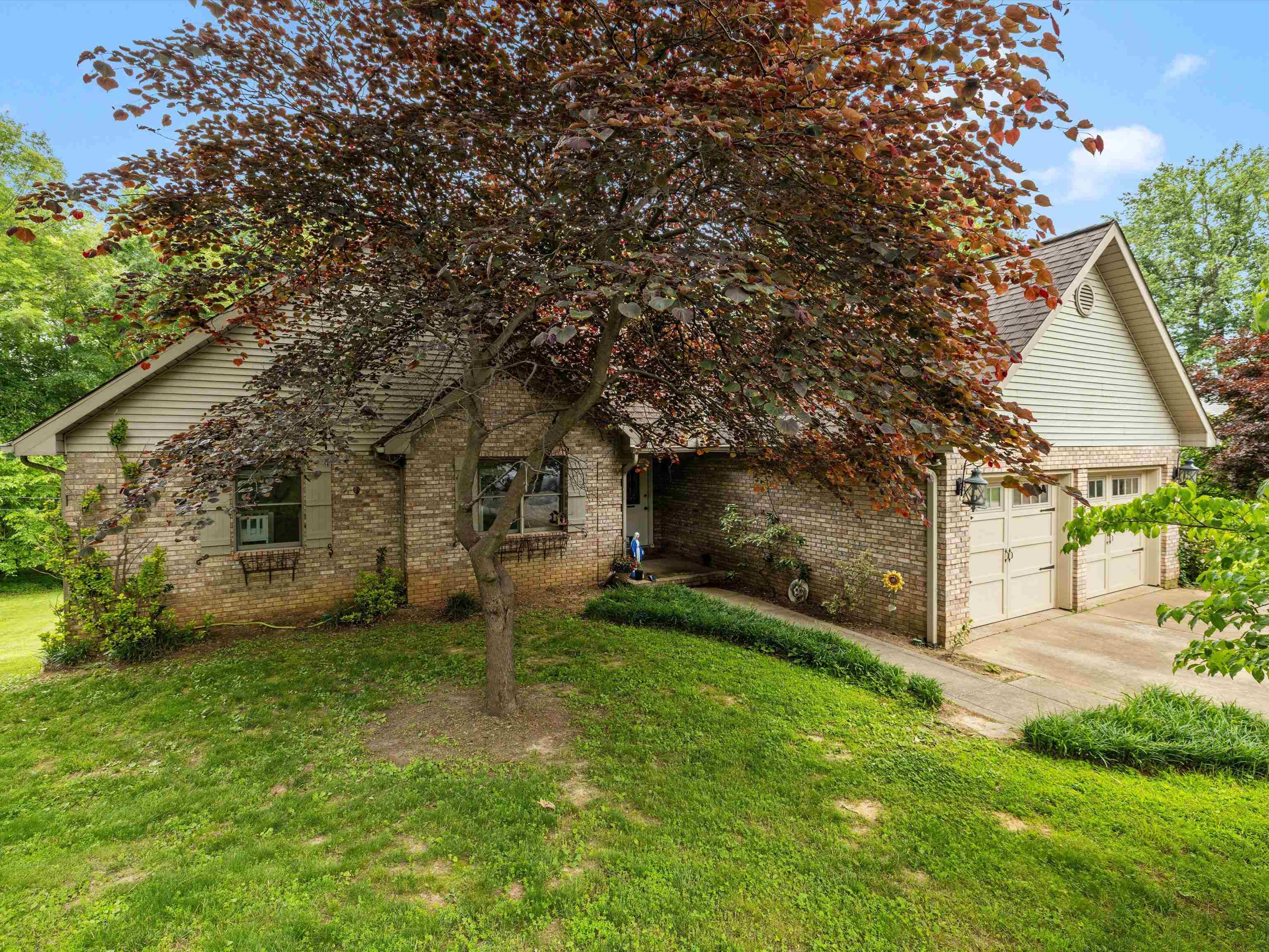 3877 Peachtree Dr.  Henderson KY 42420 photo