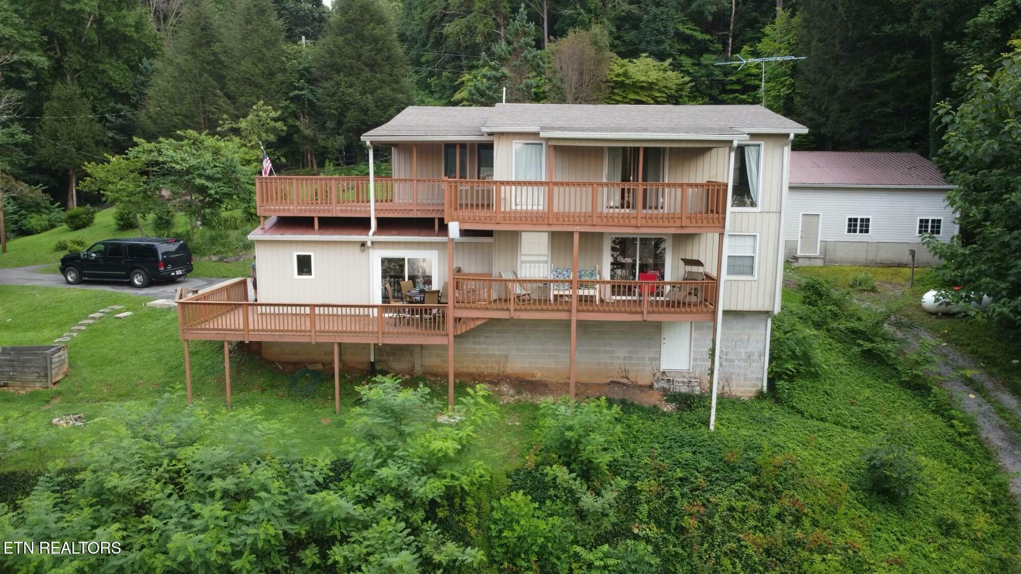 Property Photo: 548 Sunset Hills Lane TN 37381