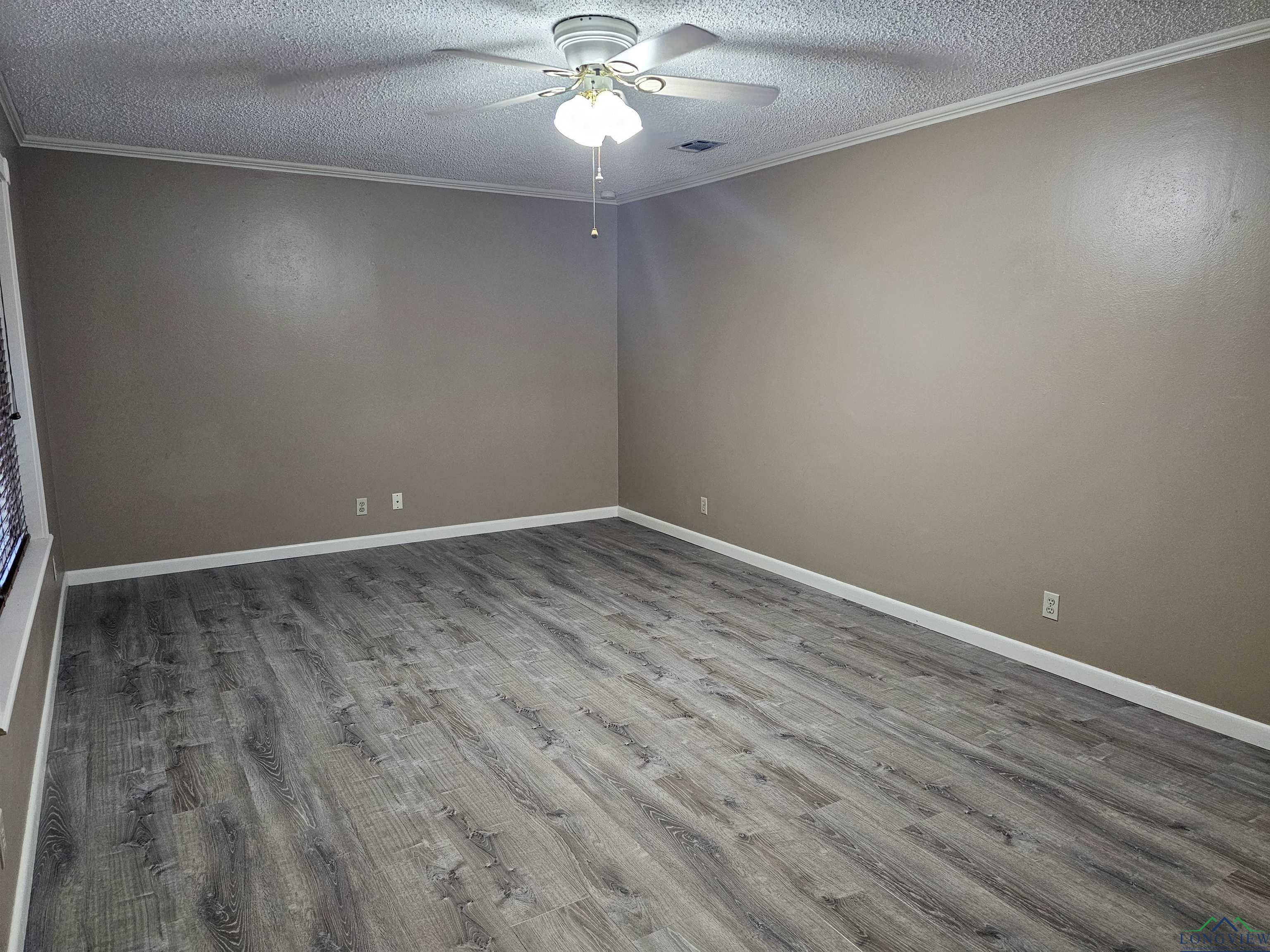 Property Photo: 1504 Webb St TX 75654