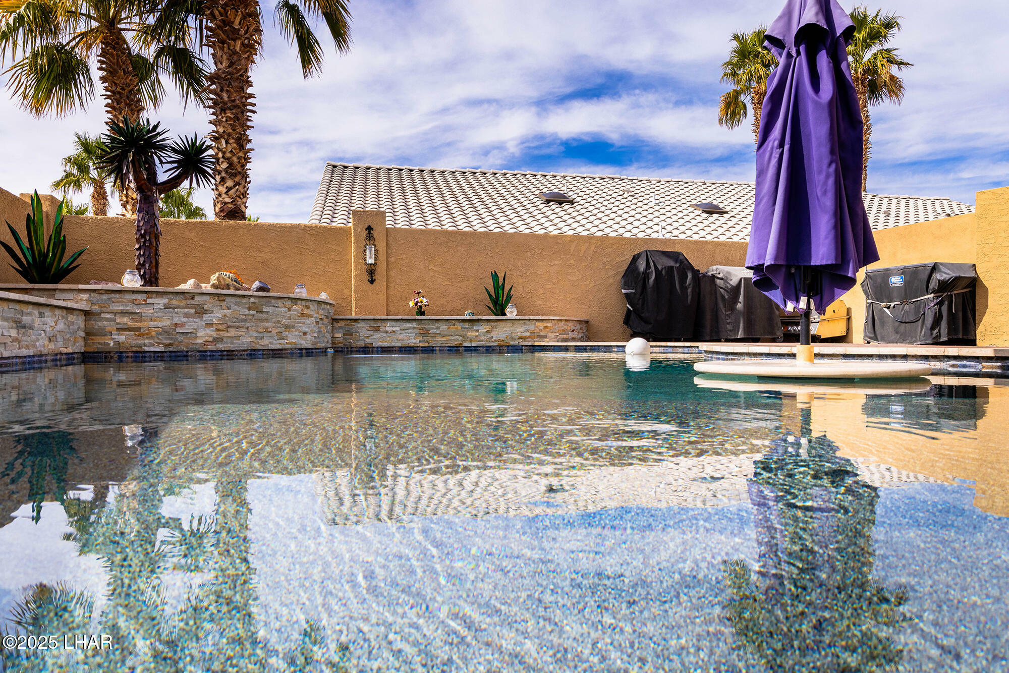 Property Photo: 2372 Dawn Dr AZ 86404