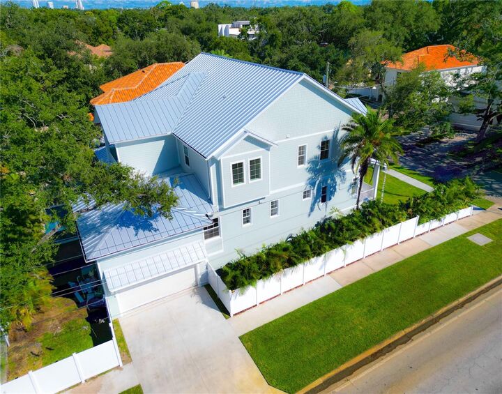 Property Photo:  4311 W Sevilla Street  FL 33629 