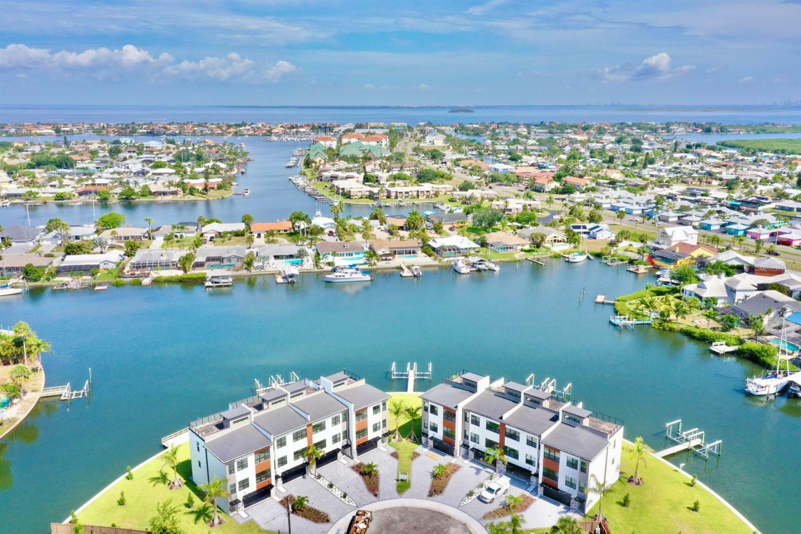 Property Photo:  773 Gran Kaymen Way  FL 33572 