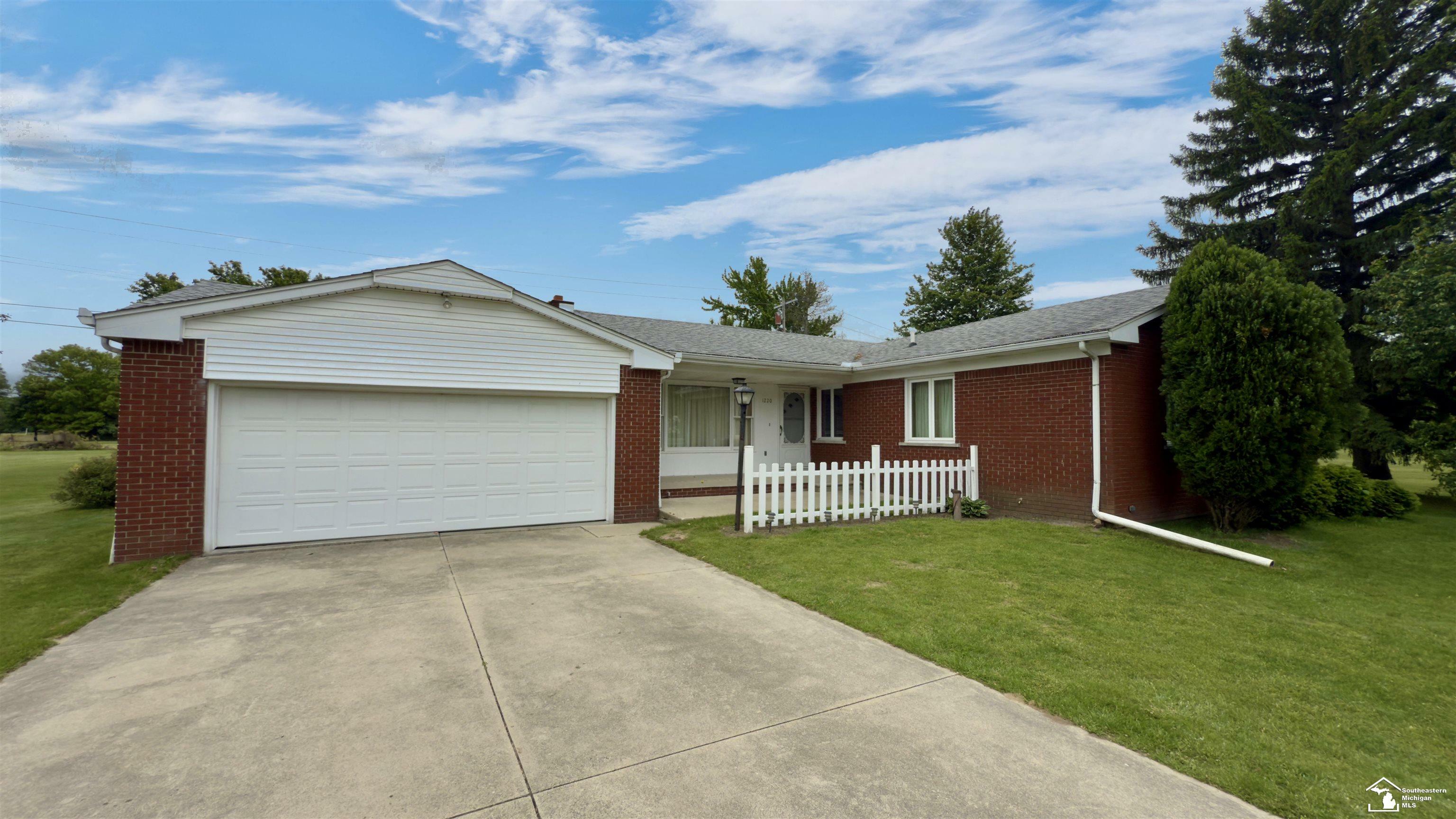 Property Photo: 1220 N Raisinville Road MI 48162