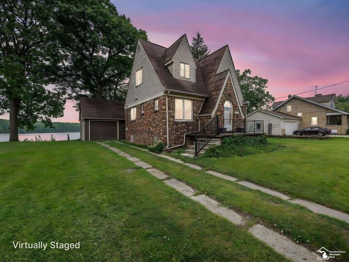 Property Photo: 27145 James Avenue MI 48134-1171