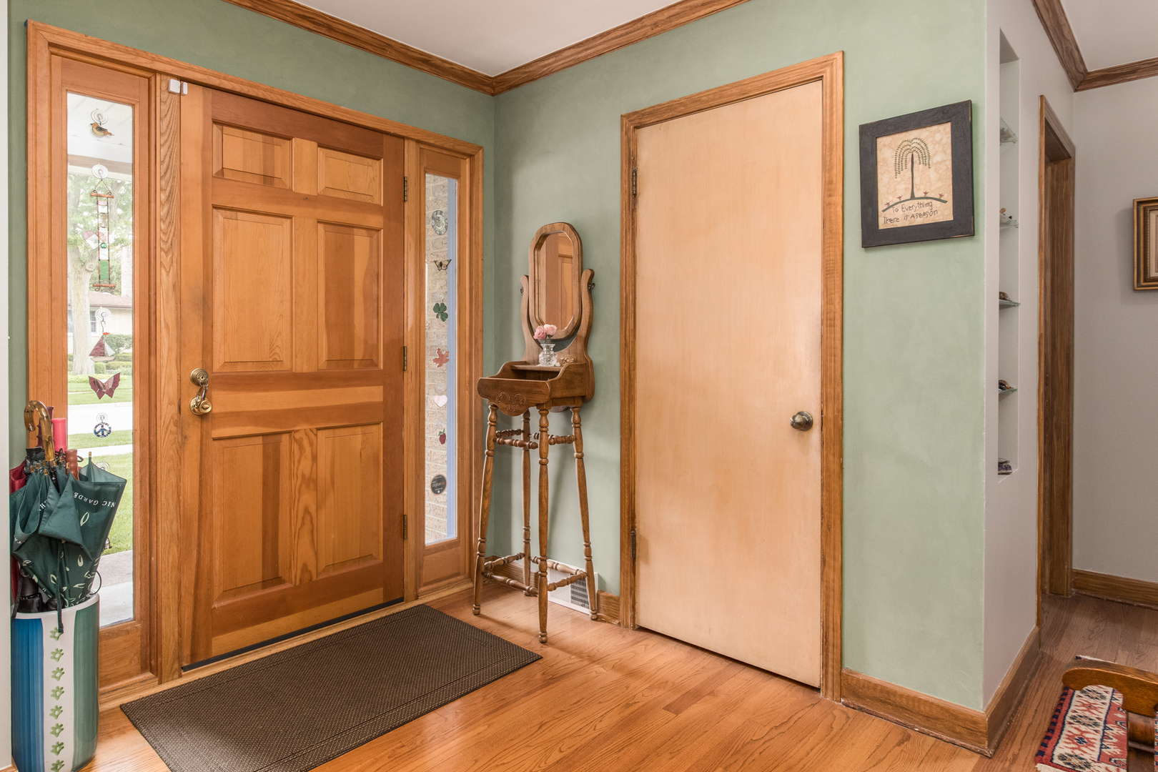 Property Photo: 228 Cornell Avenue IL 60016