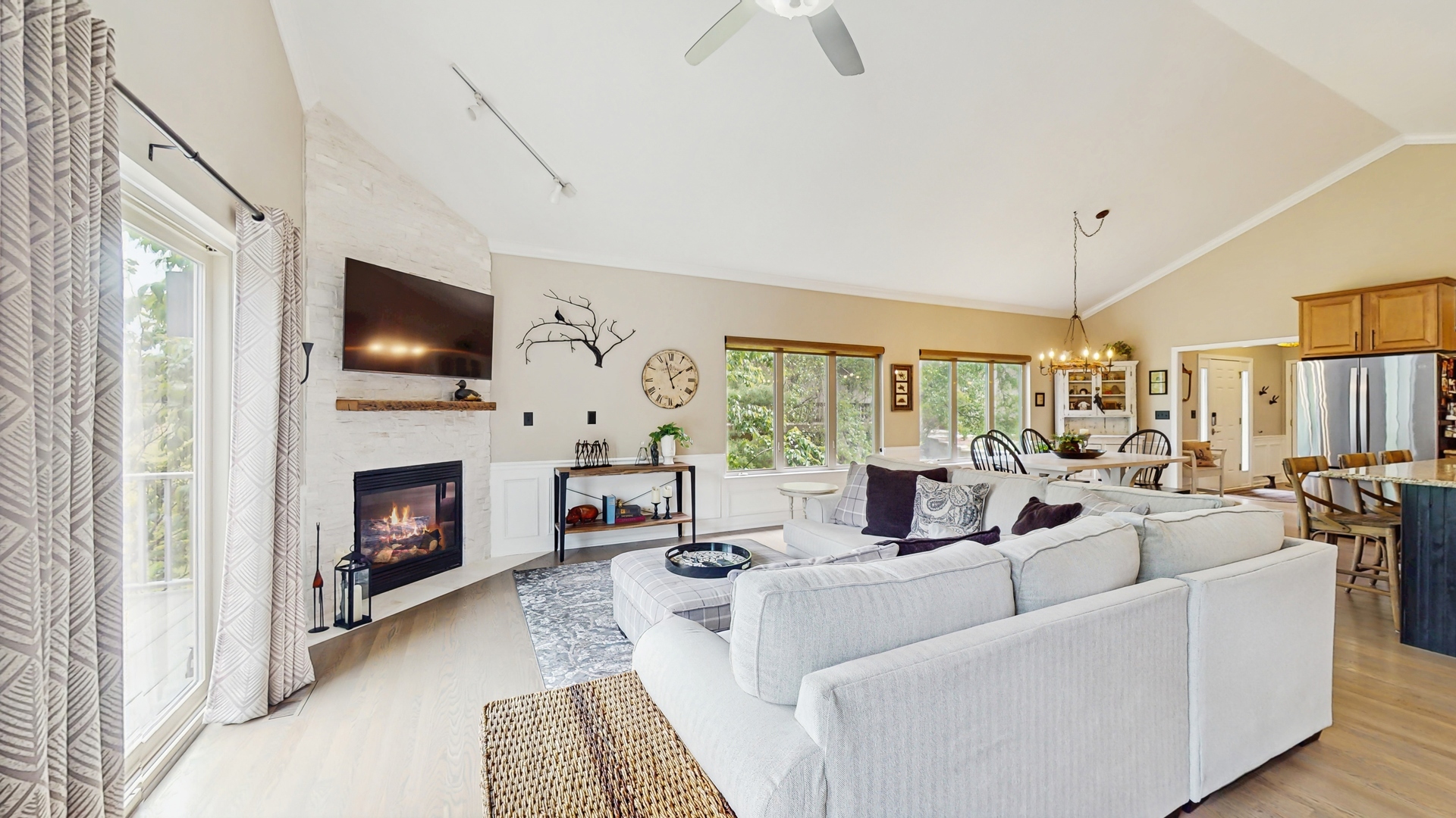 Property Photo: 5816 Wild Plum Road IL 60014