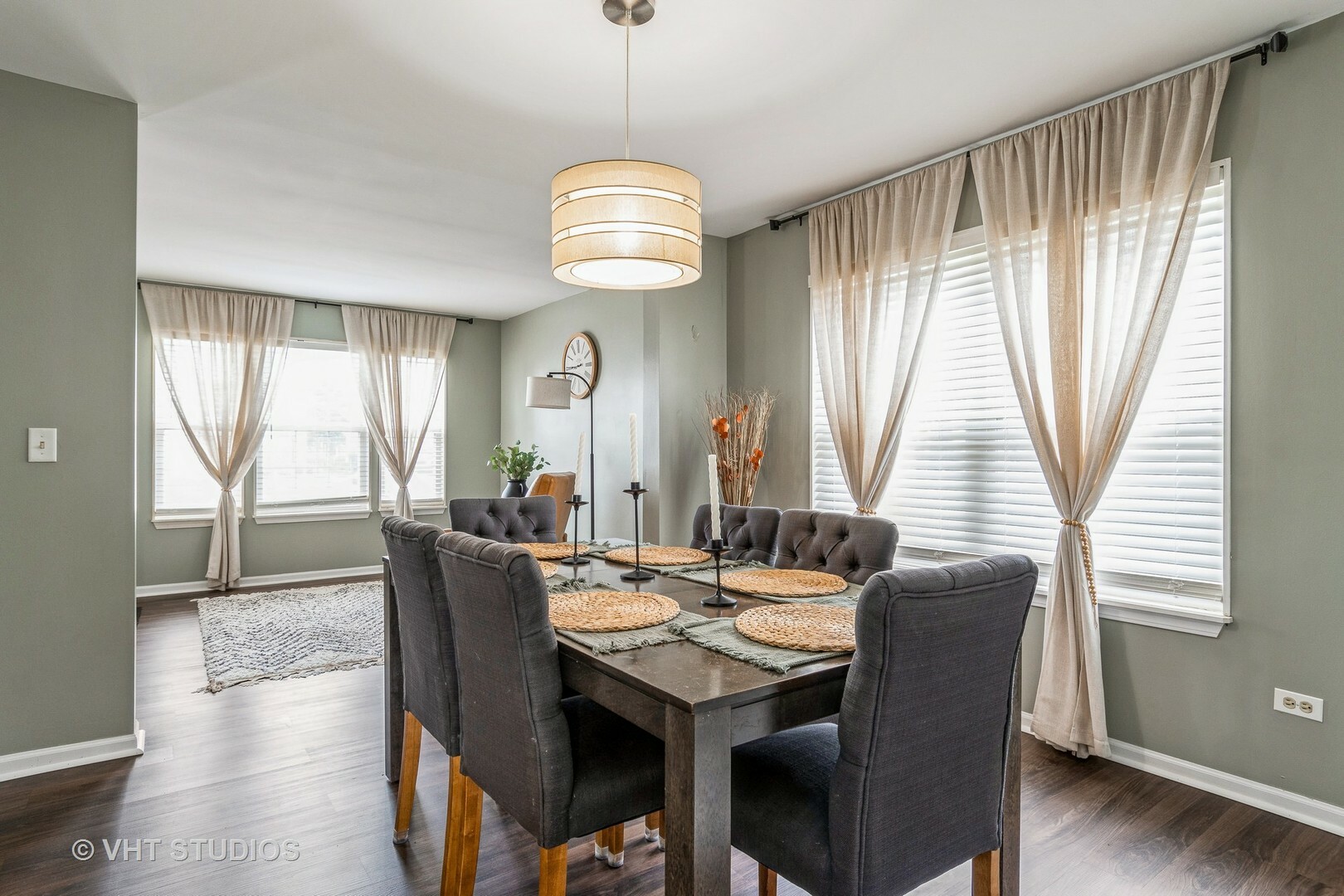 Property Photo: 1987 Rosehill Court IL 60446