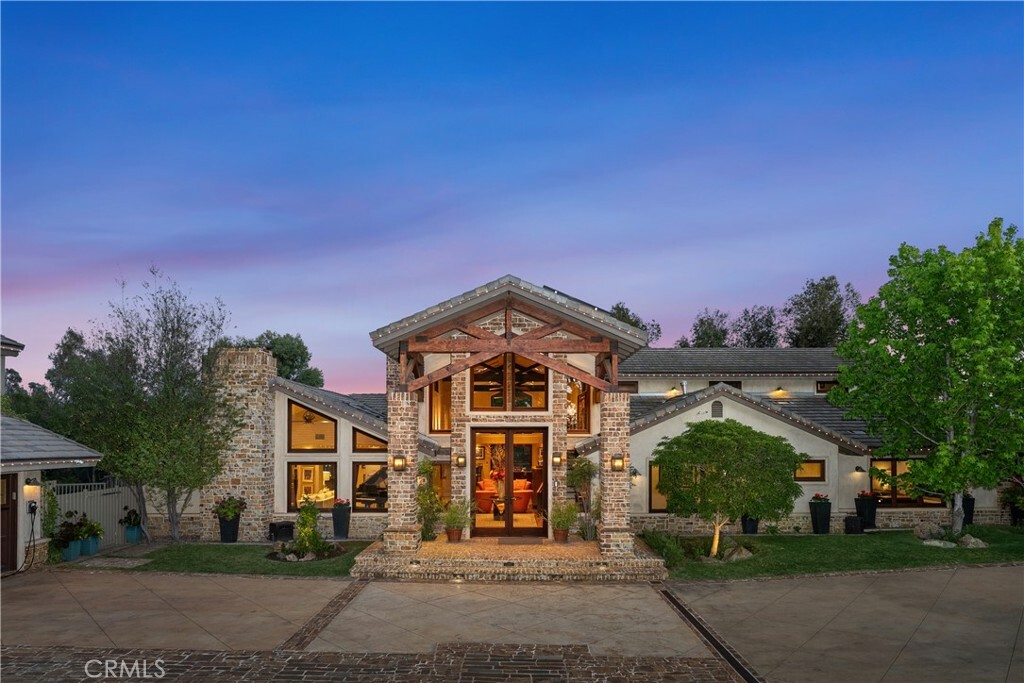 Property Photo: 7626 E Saddlehill Trail CA 92869