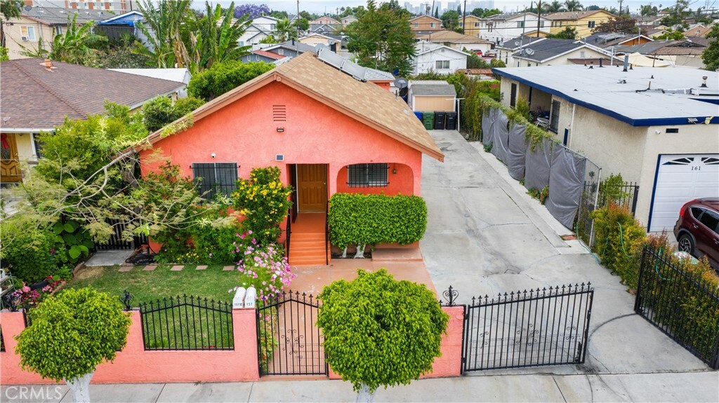 Property Photo:  157 E 70th Street  CA 90003 