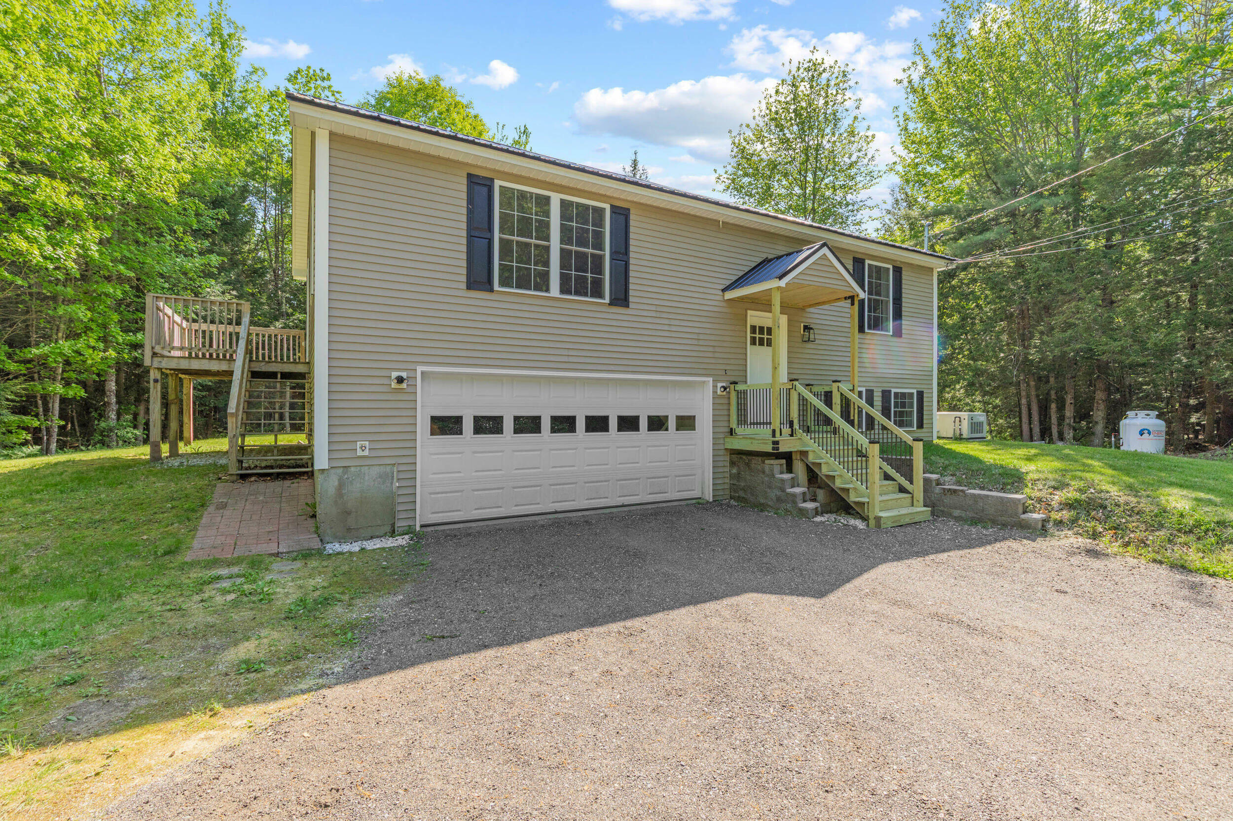 Property Photo: 186 Yarmouth Road ME 04039