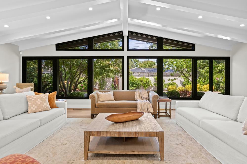 Property Photo: 806 Treehouse Lane CA 95864