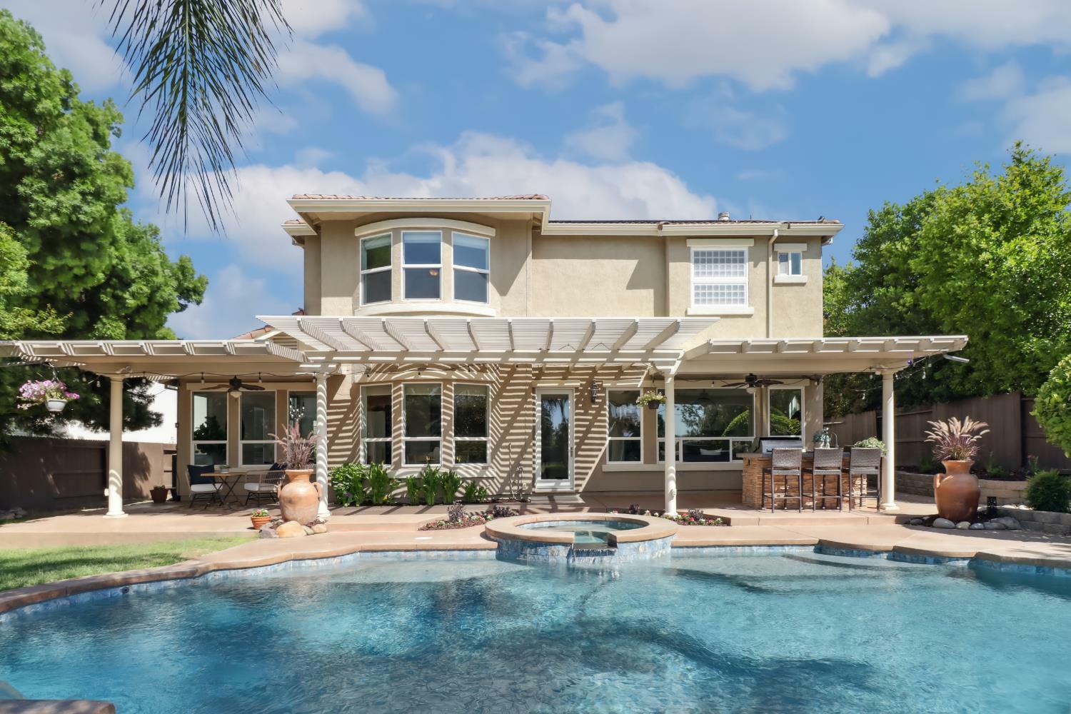 Property Photo:  43 Hawk Crest Court  CA 95678 