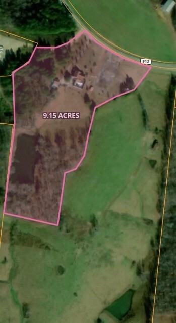 Property Photo: 1596 Railroad Bed Rd TN 38450