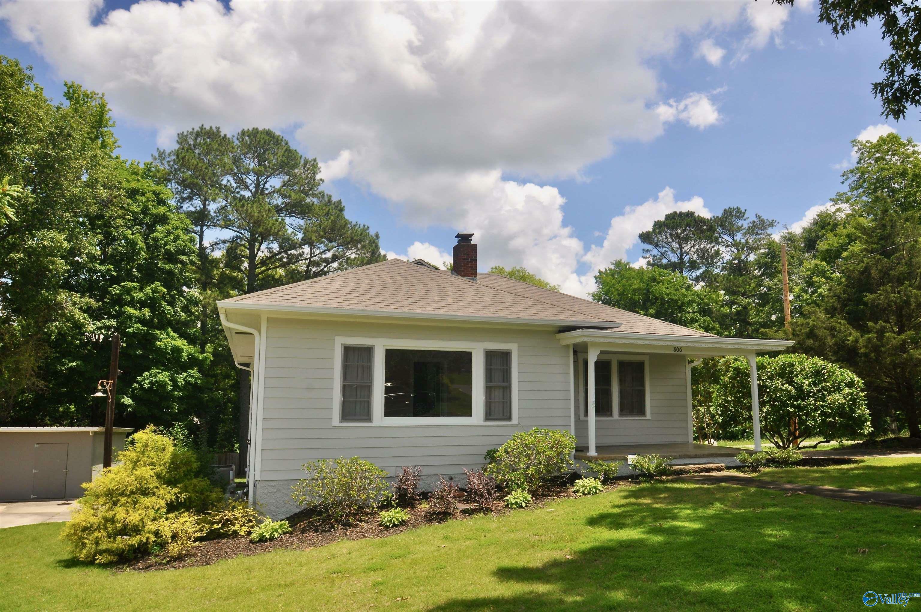 Property Photo: 806 4th Avenue AL 35055