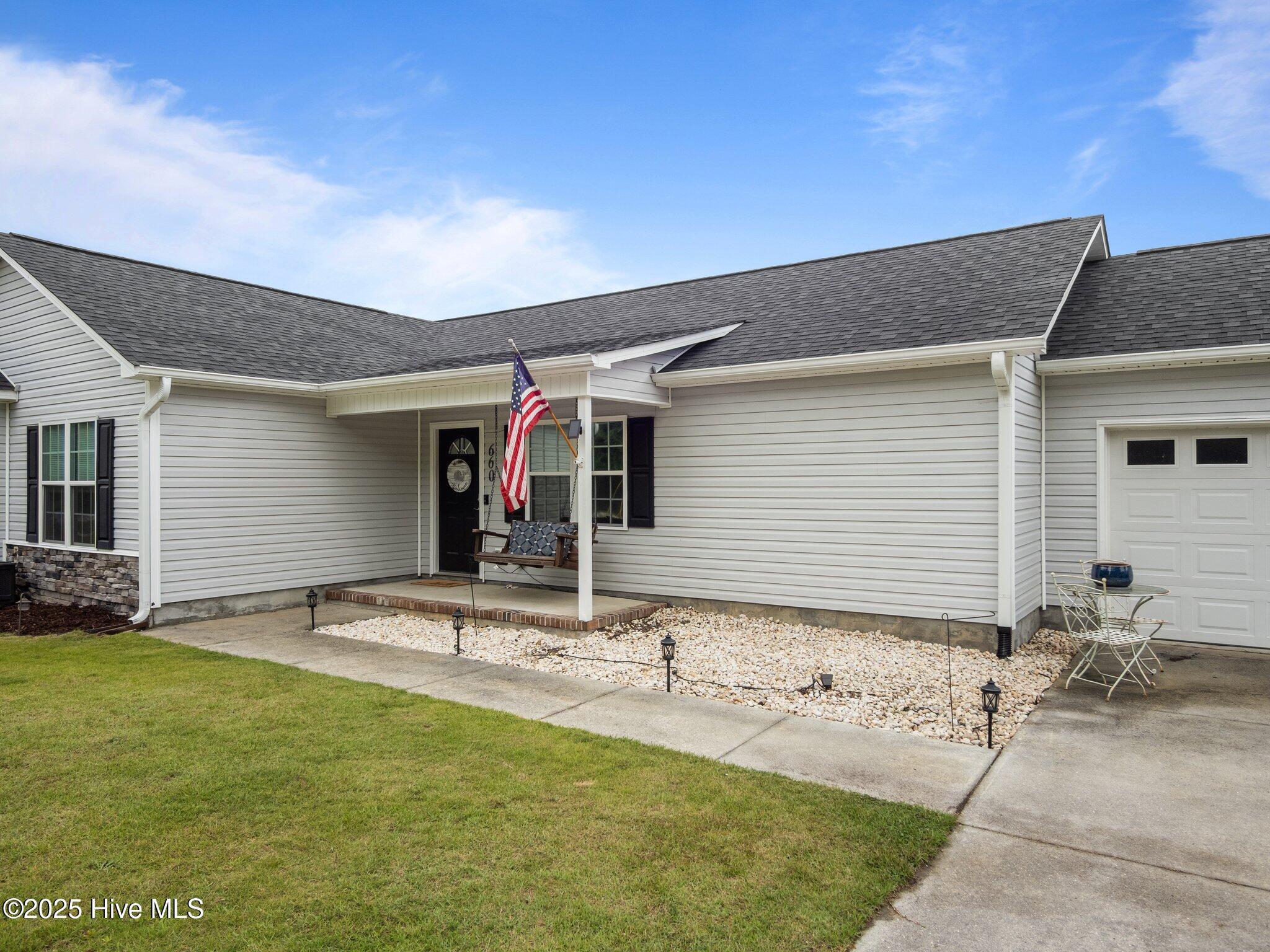 Property Photo: 660 Riggs Road NC 28539