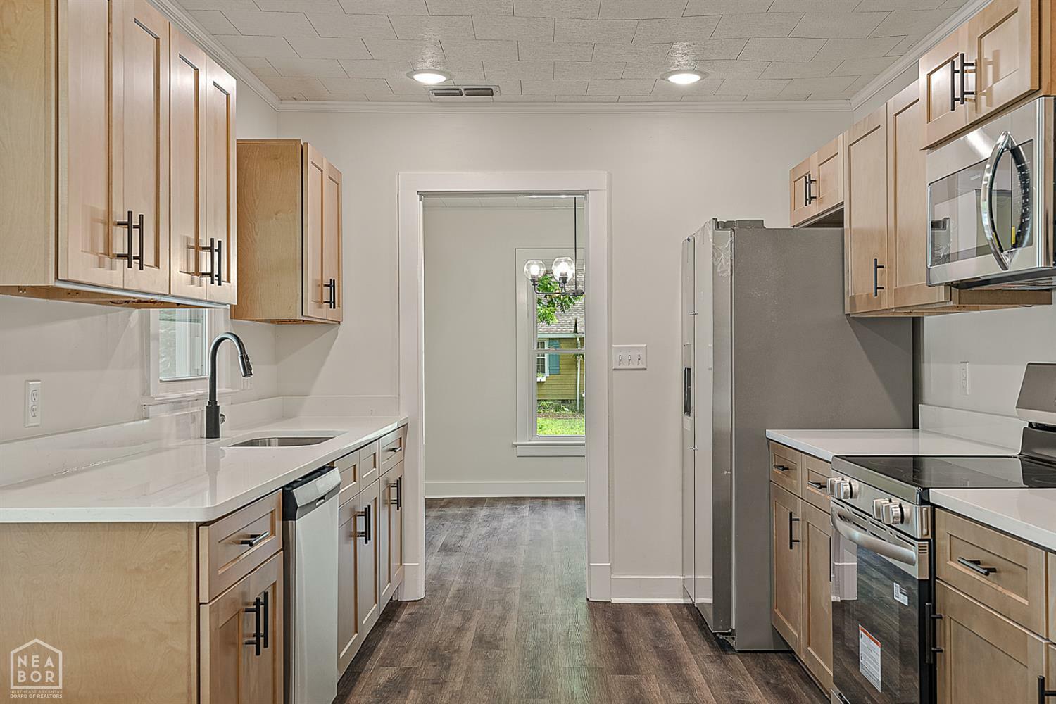 Property Photo: 705 W College Avenue AR 72401
