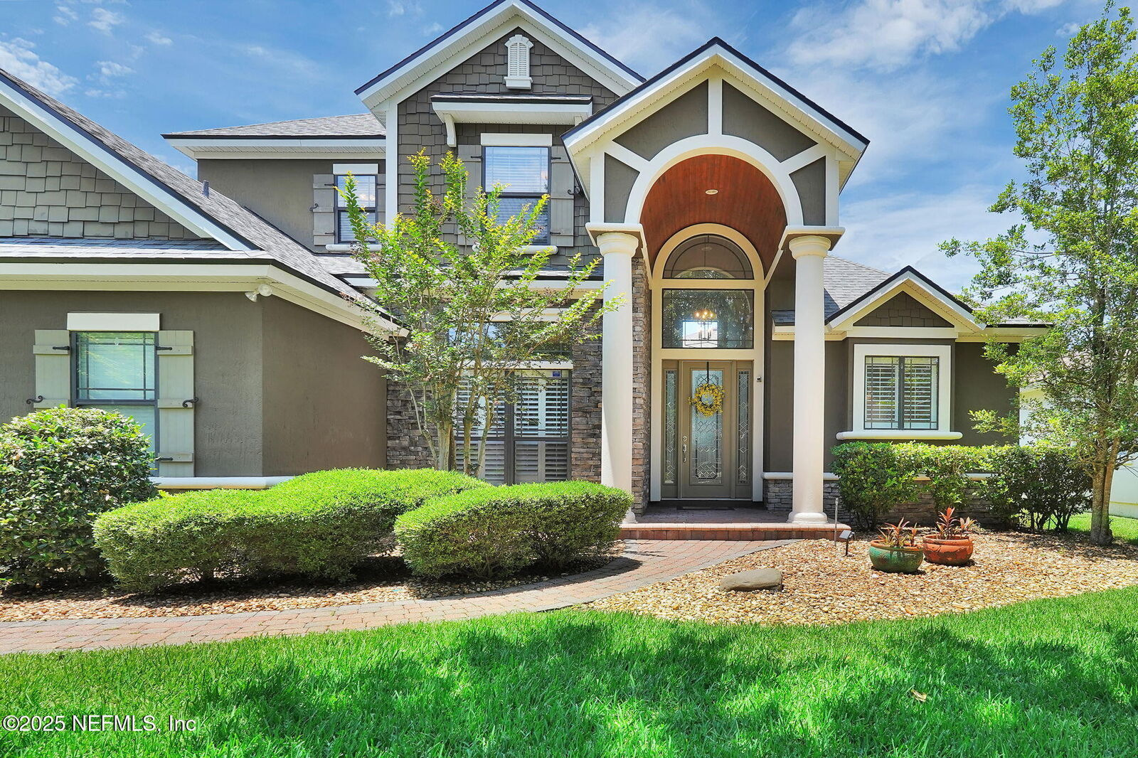 Property Photo: 13085 Sir Rogers Court S FL 32224