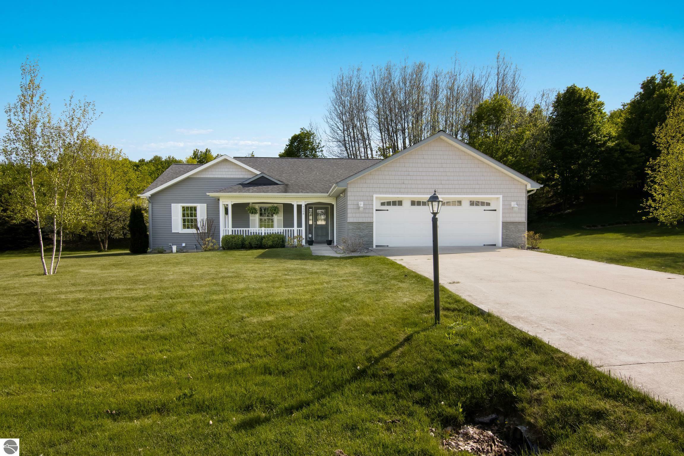 Property Photo: 9308 E Summerfield Drive MI 49684