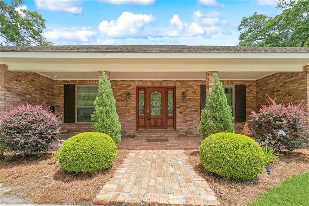 Property Photo: 63 Doubloon Drive LA 70461