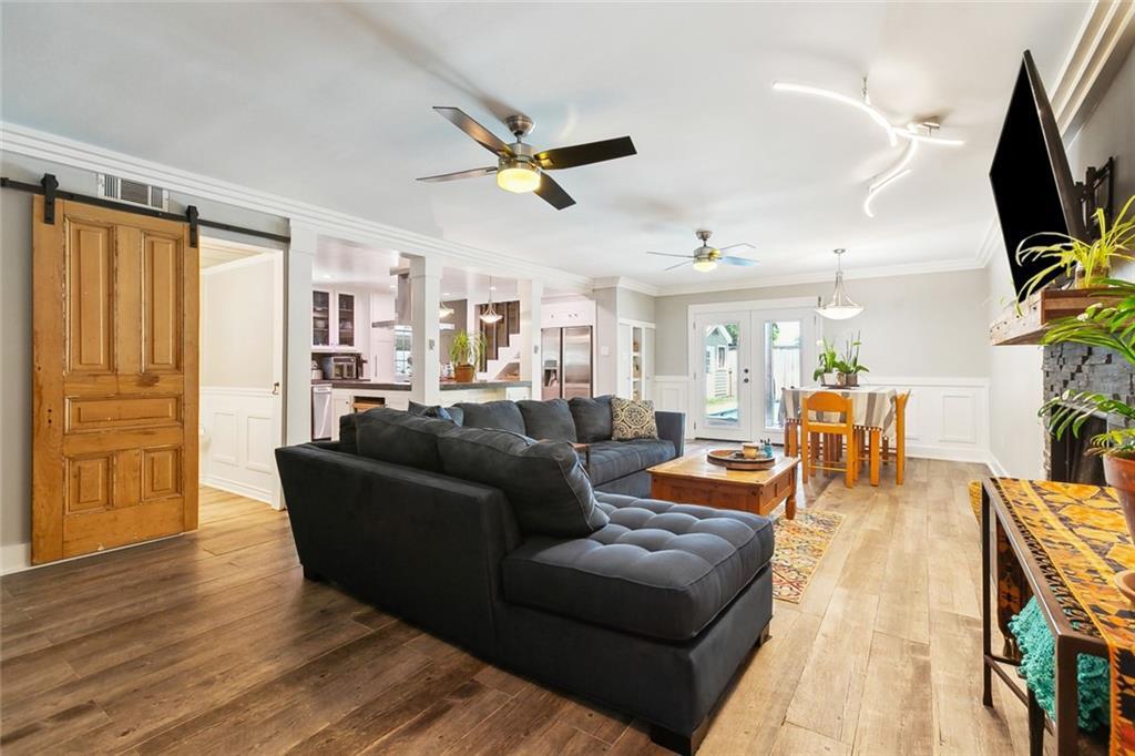 Property Photo: 623 Bonnabel Boulevard LA 70005