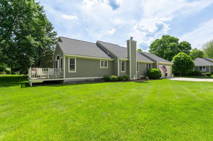 Property Photo: 22 Pebble Beach Drive NH 03110