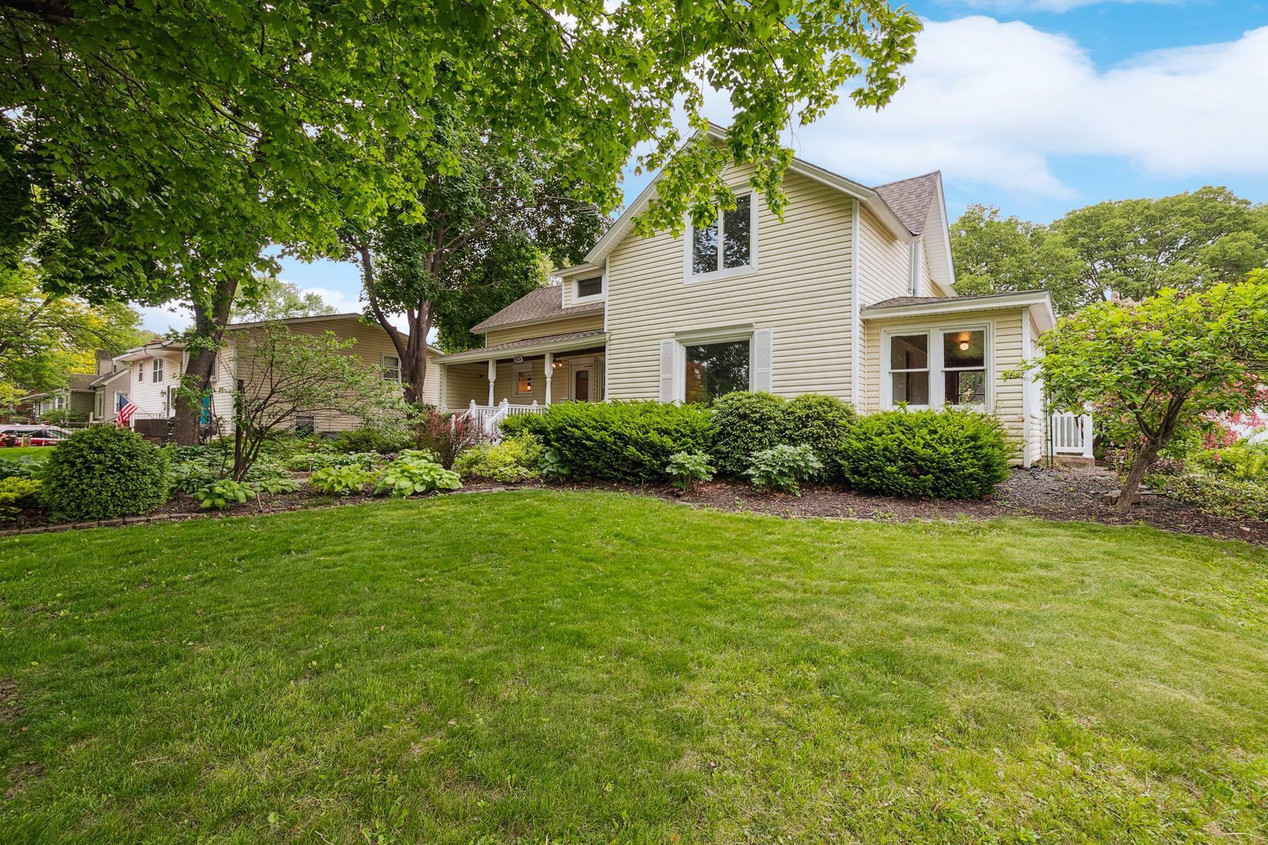 Property Photo:  700 7th Street W  MN 55033 