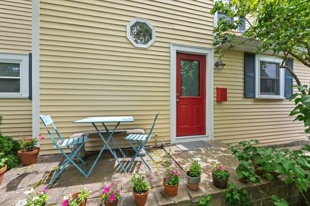 Property Photo: 18 Edgewood Rd MA 02090