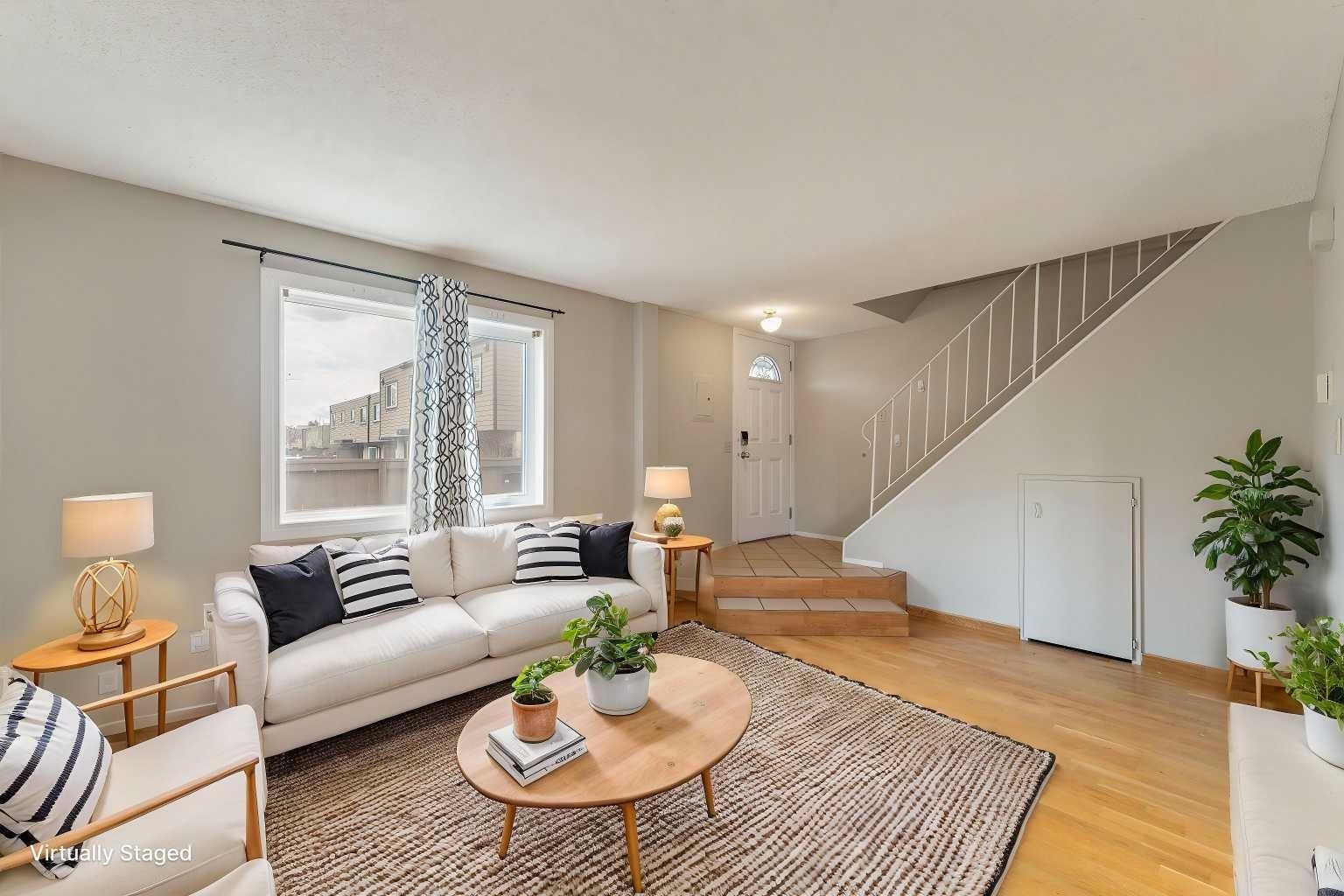 Property Photo:  3809 45 Street SW 141  AB T3E 3H4 