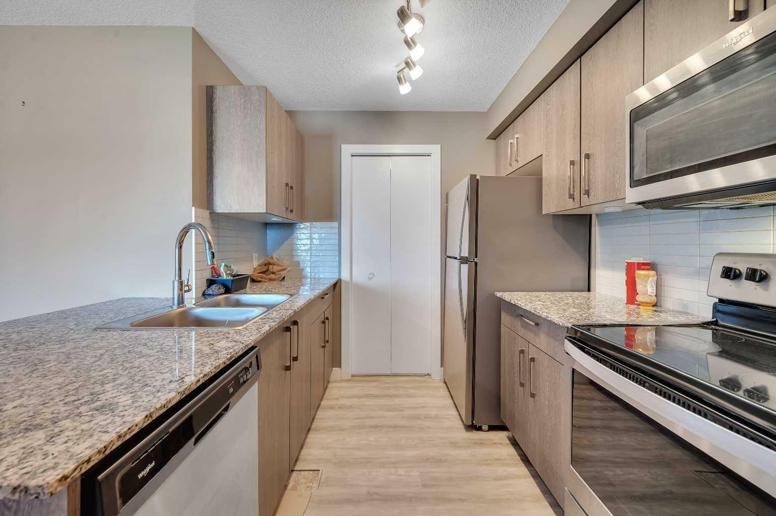 Photo de la propriété: 4641 128 Avenue NE 4206 AB T3N 1T5